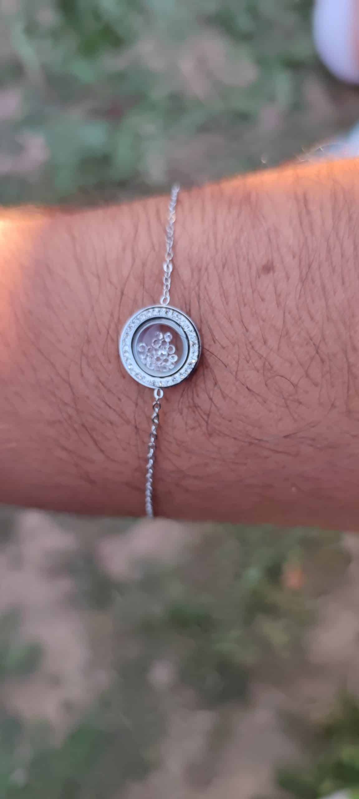 Bracelet cercle inséré de diam's Bracelet cercle inséré de diam's