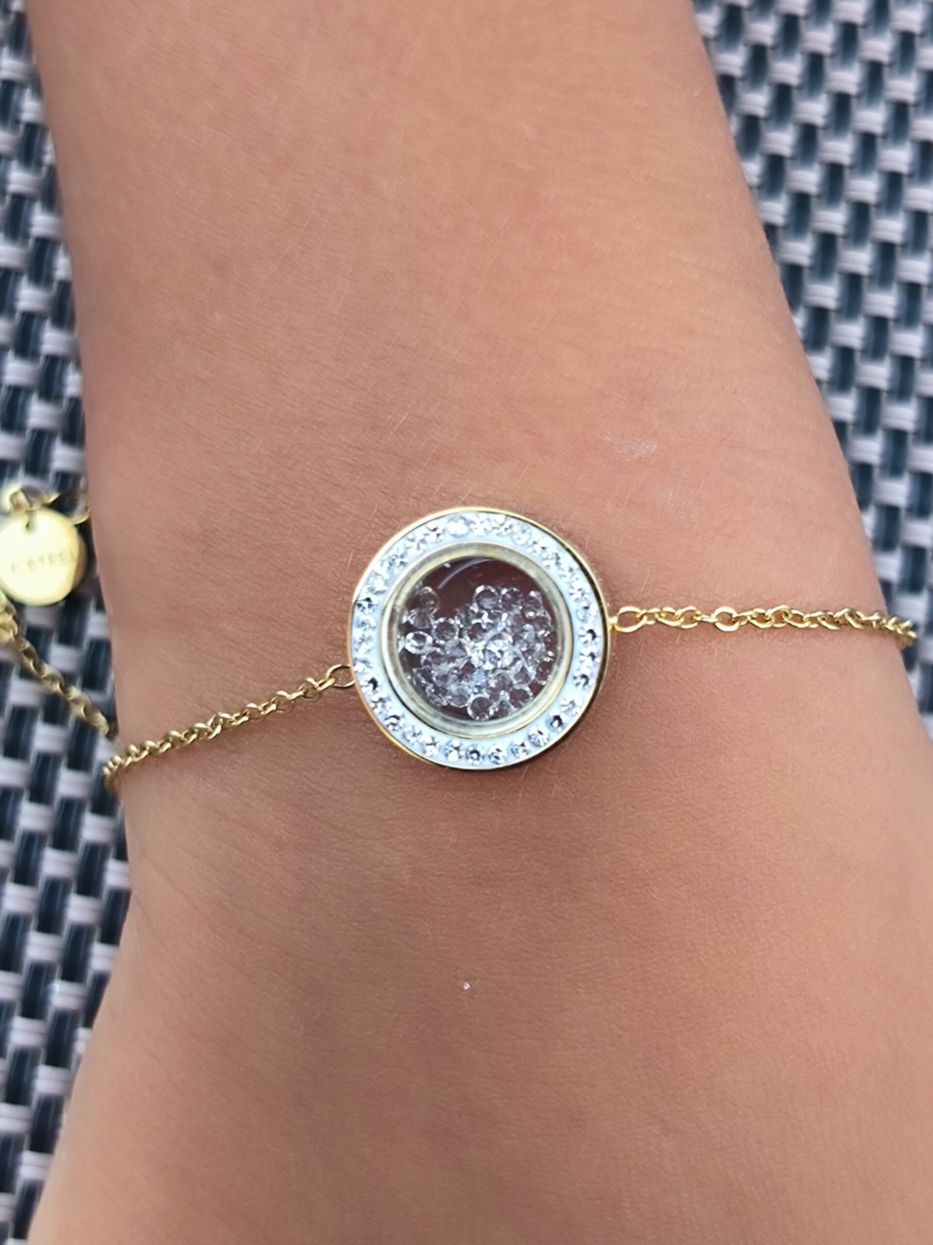 Bracelet cercle inséré de diam's Bracelet cercle inséré de diam's