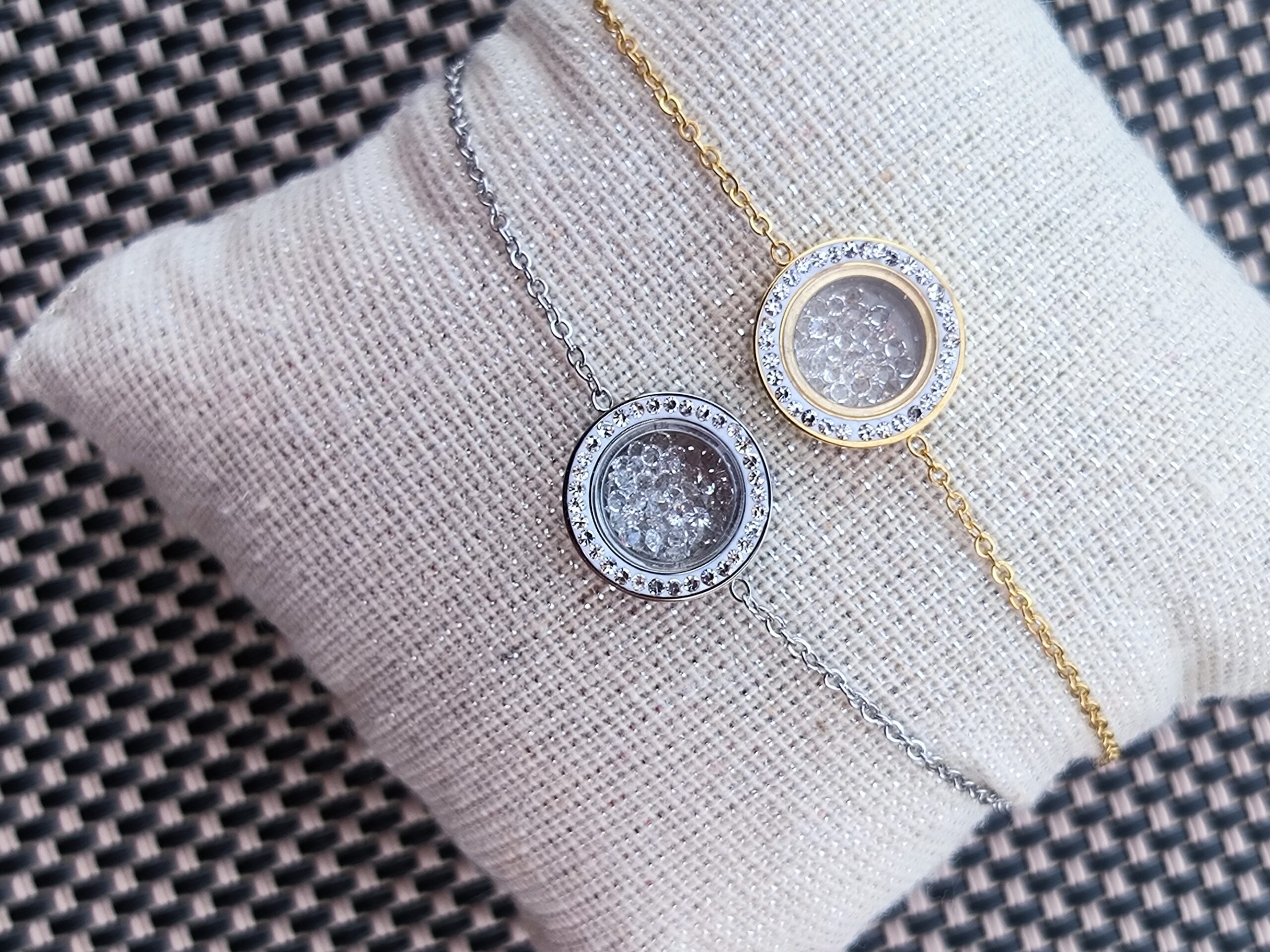 Bracelet cercle inséré de diam's Bracelet cercle inséré de diam's