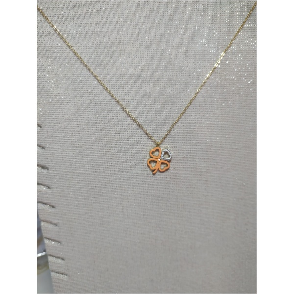 Collier trefle une petale diam's