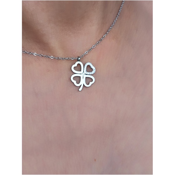 Collier trefle une petale diam's
