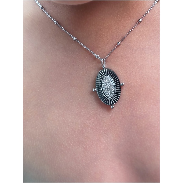 Collier médaille