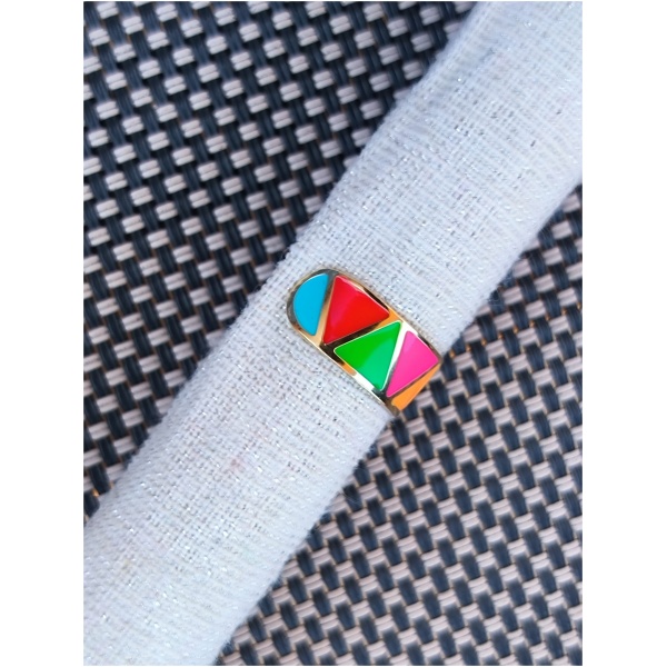 Bague triangle