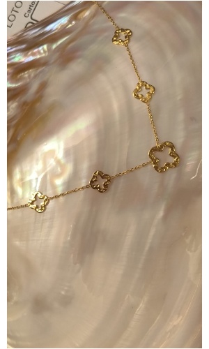 Collier trèfle martelé