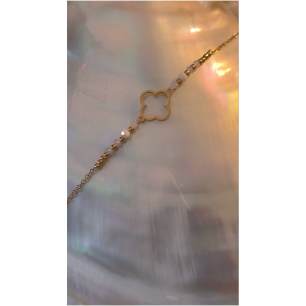 Bracelet trèfle perlé