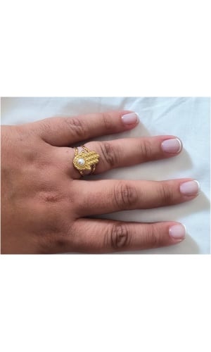 Bague main perle