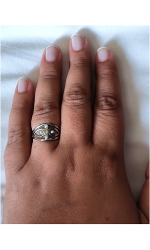 Bague losange perlé