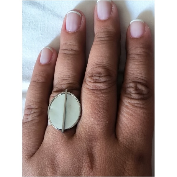 Bague trait nacré