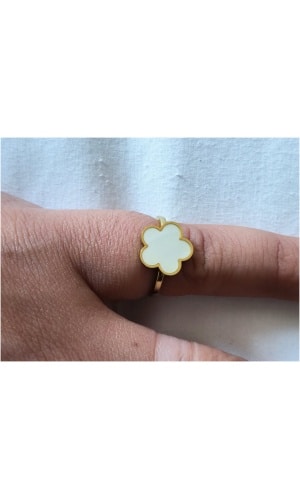 Bague fleur nacré