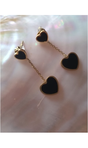 Boucle d'oreille coeur noir