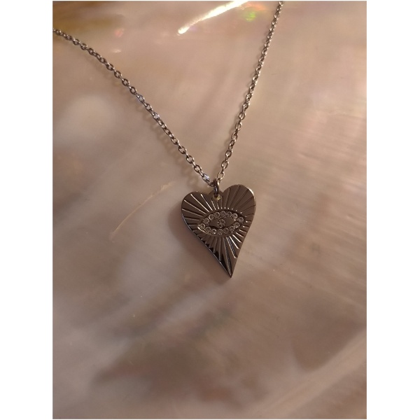 Collier coeur oeil