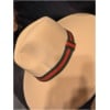 Chapeau trait rouge et vert