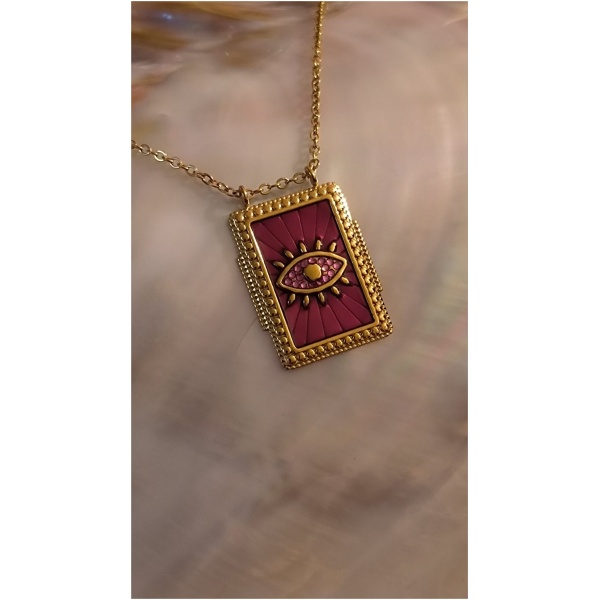 Collier plaque oeil