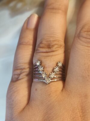 Bague V diams