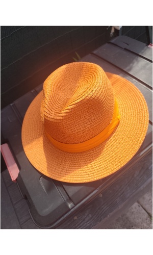 Chapeau été orange
