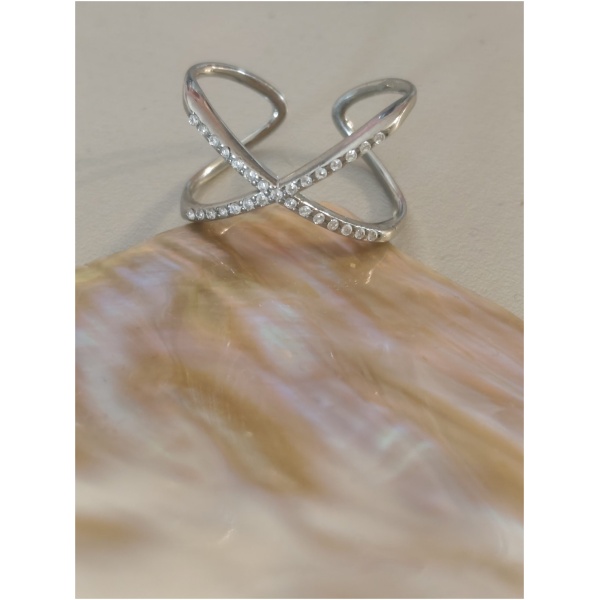 Bague croisée