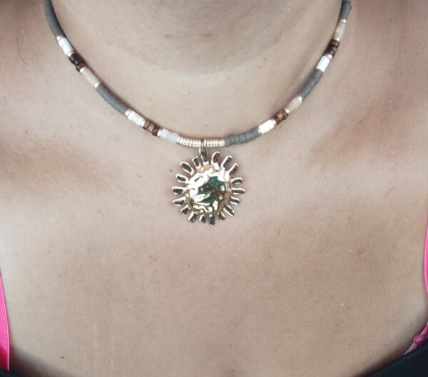 Collier soleil perlé