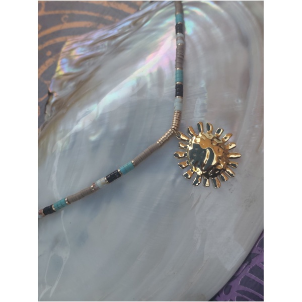 Collier soleil perlé