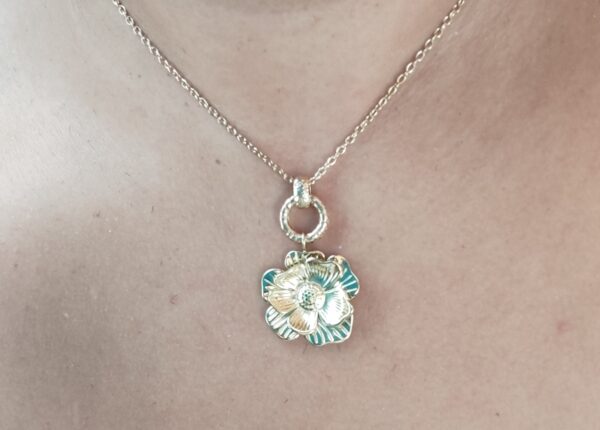 Collier fleur
