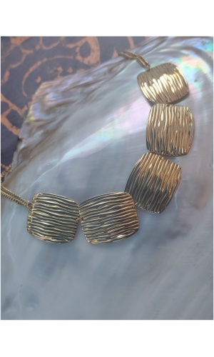 Collier multi carré