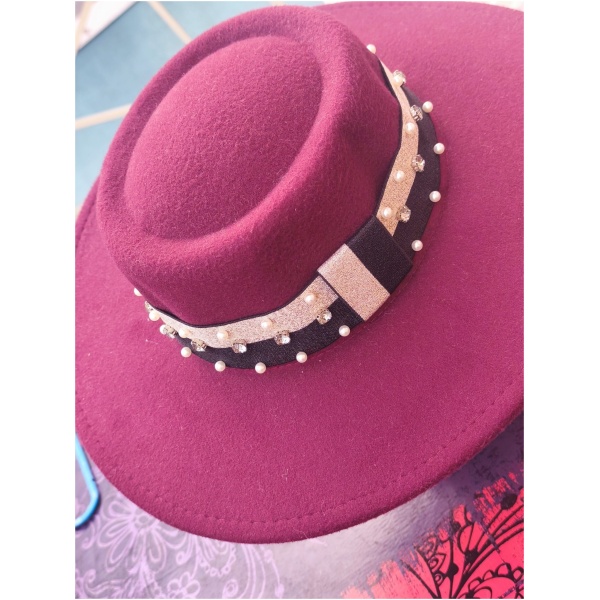 Chapeau prune diams