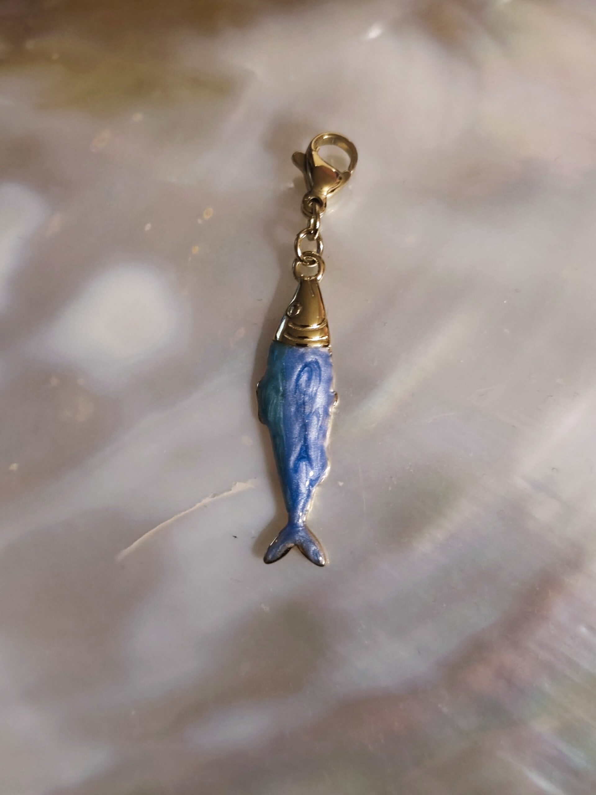 Charm poisson Charm poisson