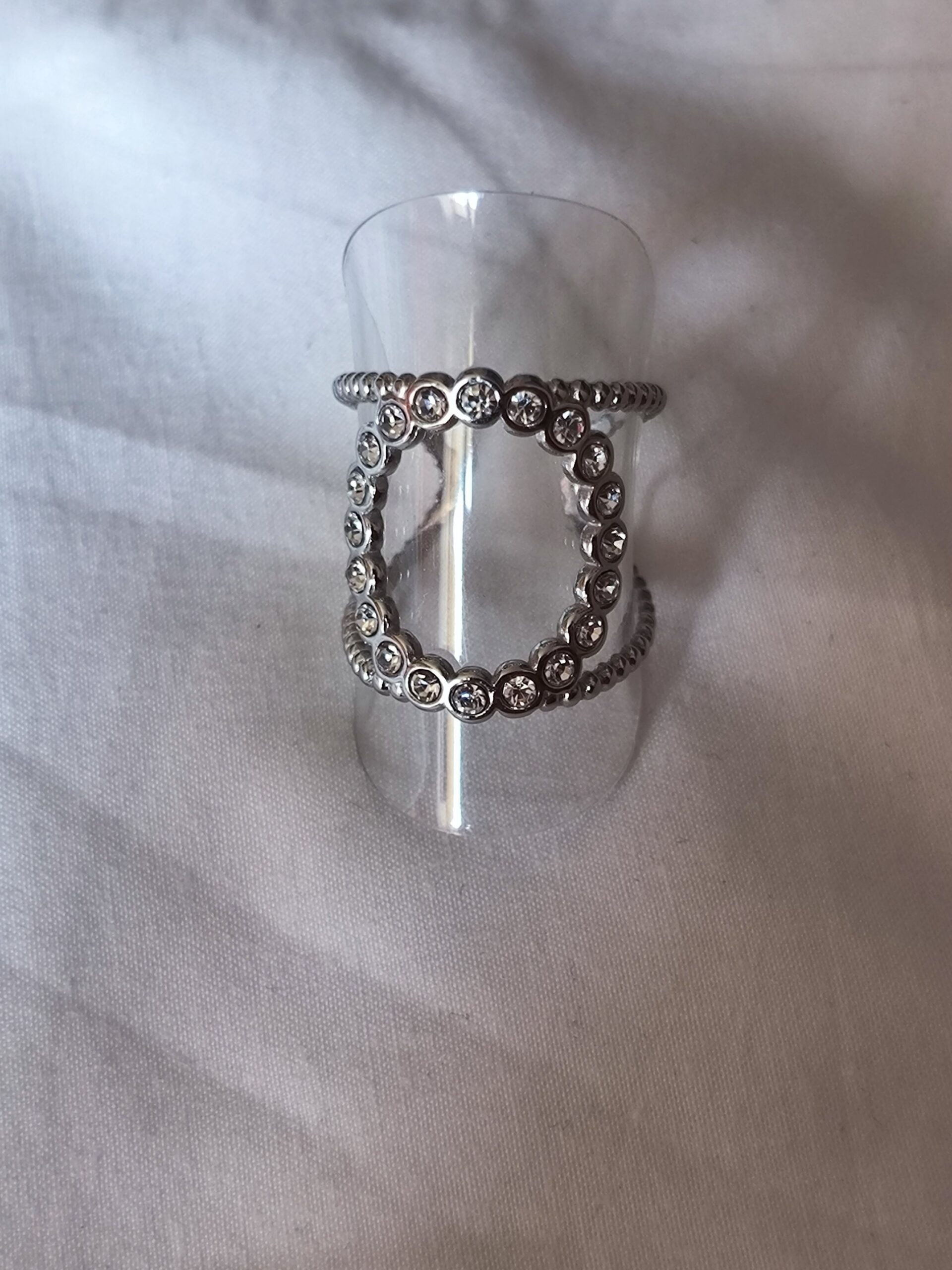 Bague cercle de diams