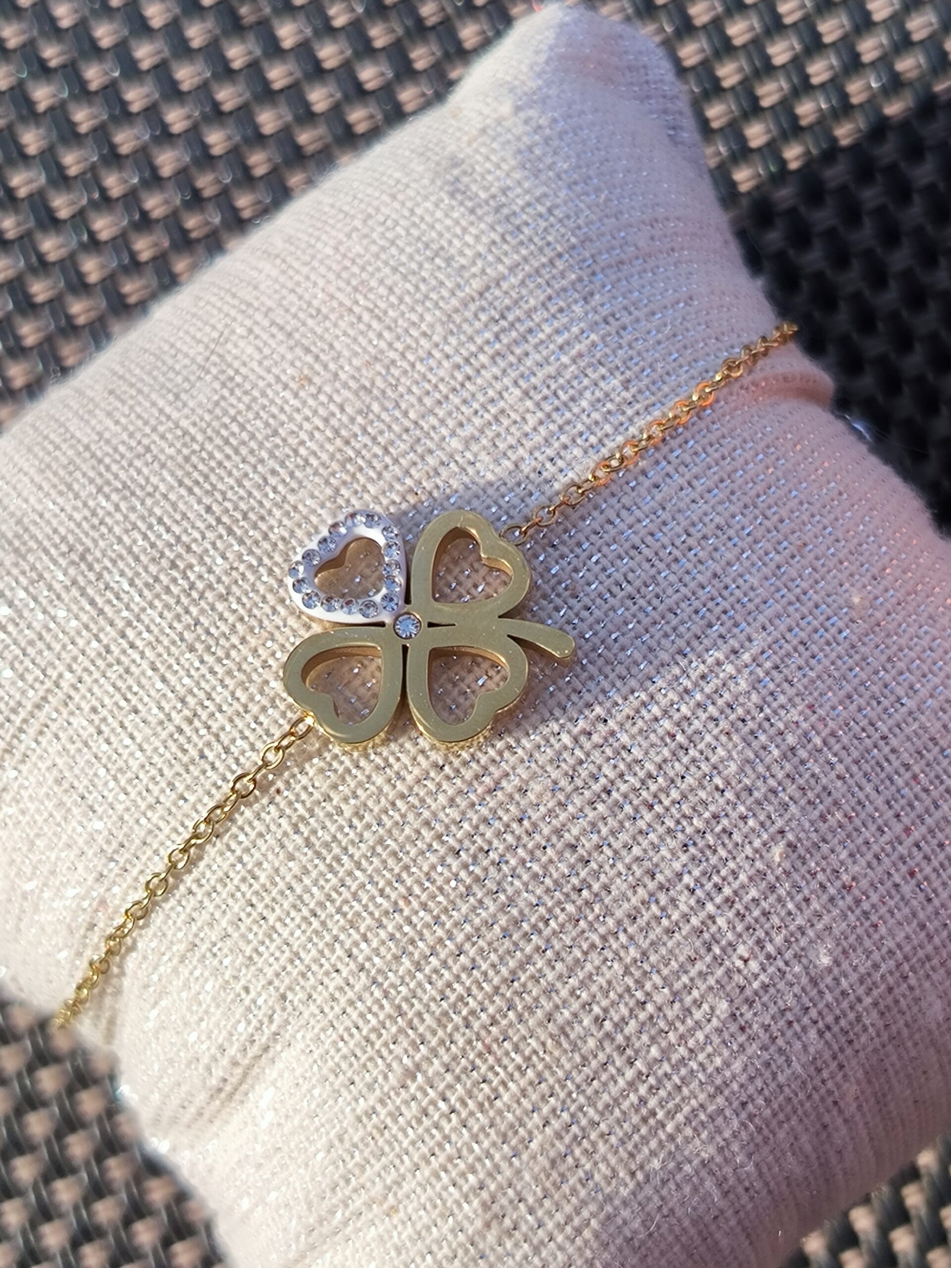 Bracelet trefle une petale diam's