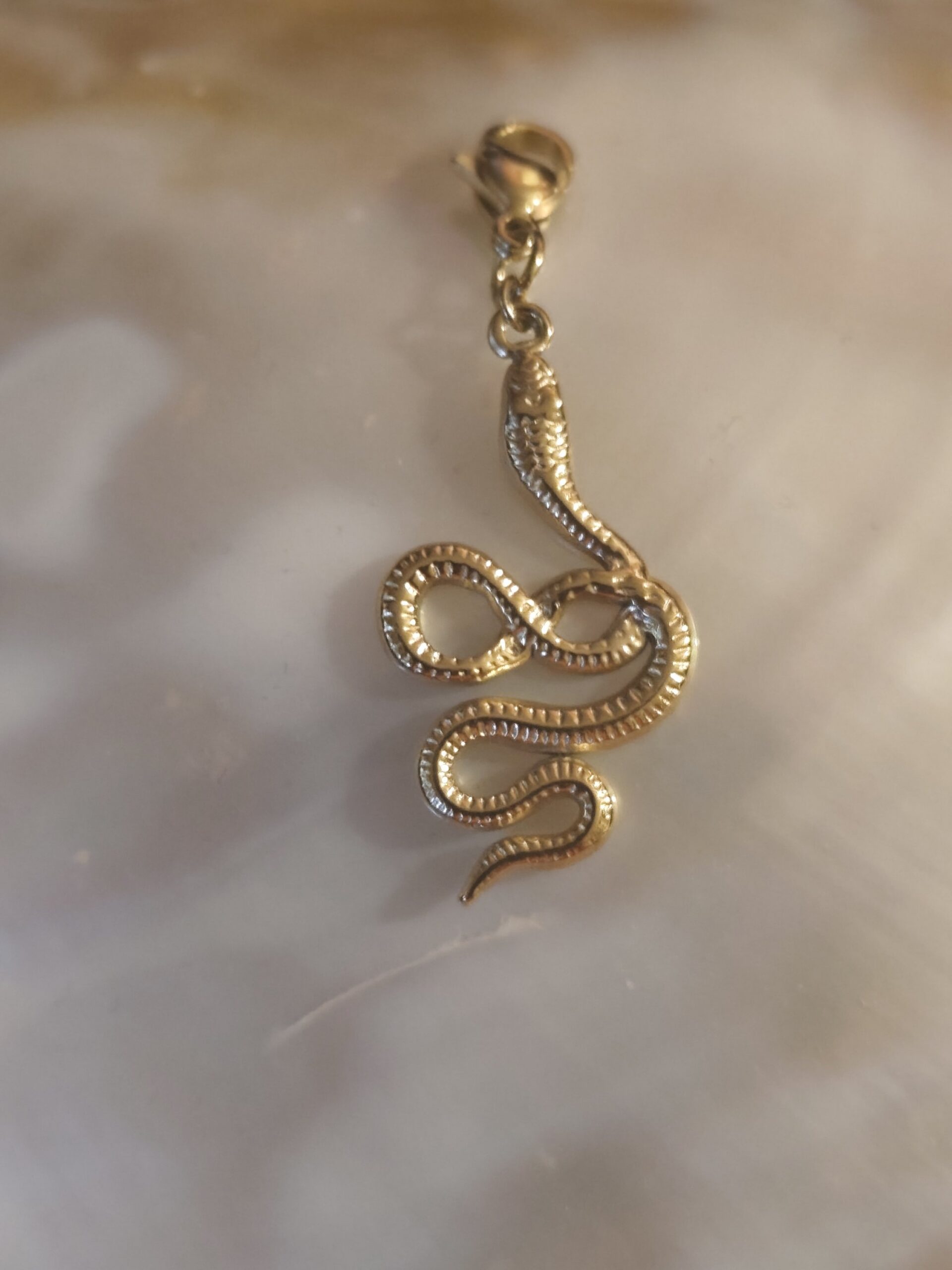 Charm serpent