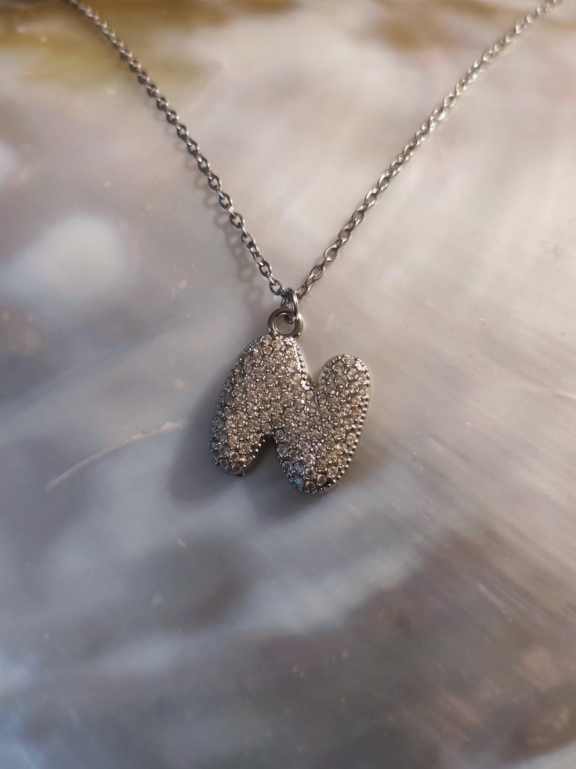 Collier N