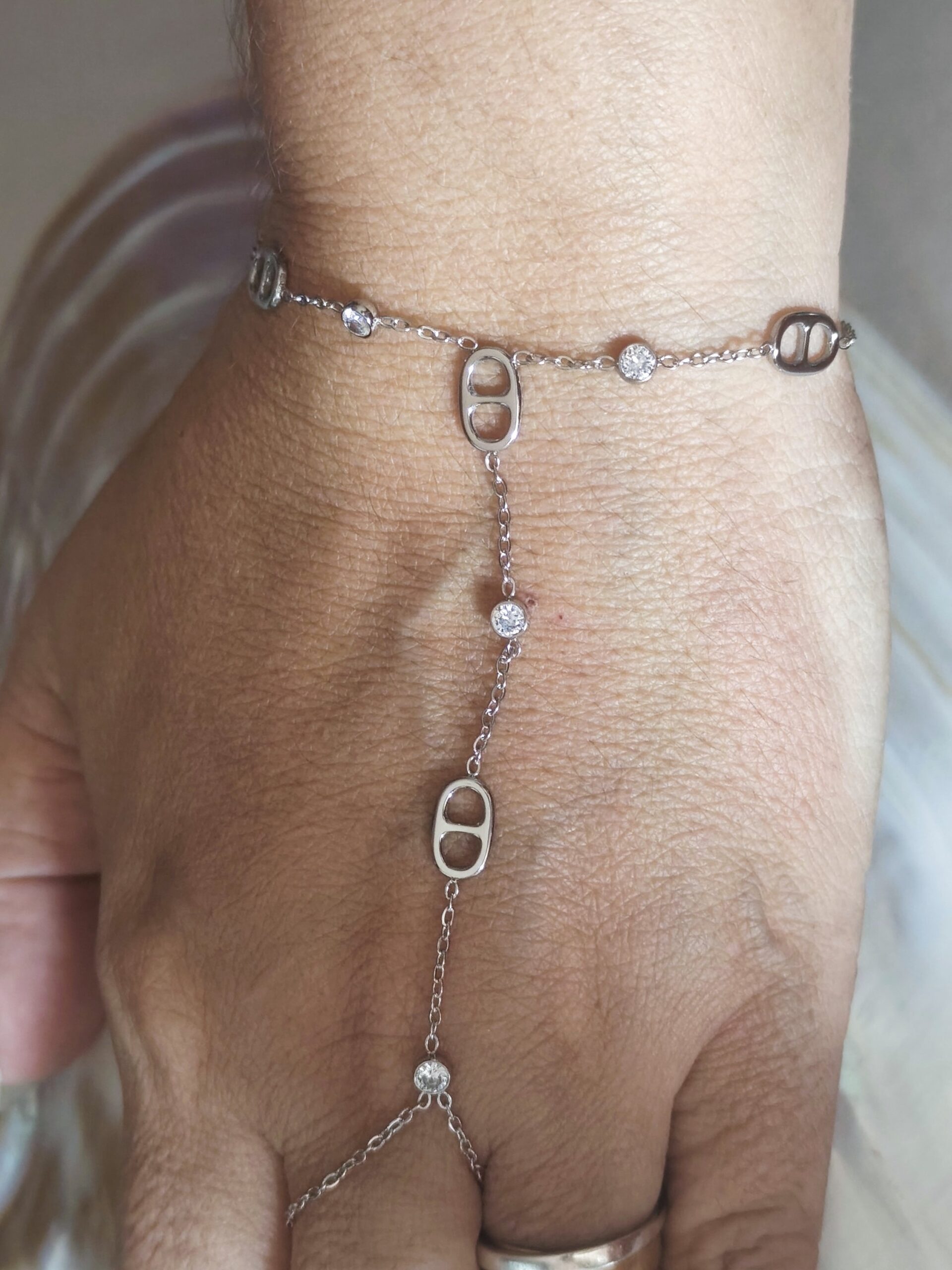 Bracelet chaîne main cathy