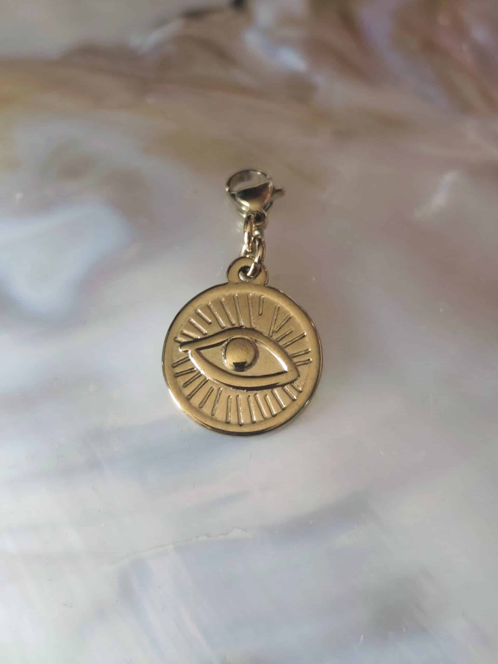 Charm oeil
