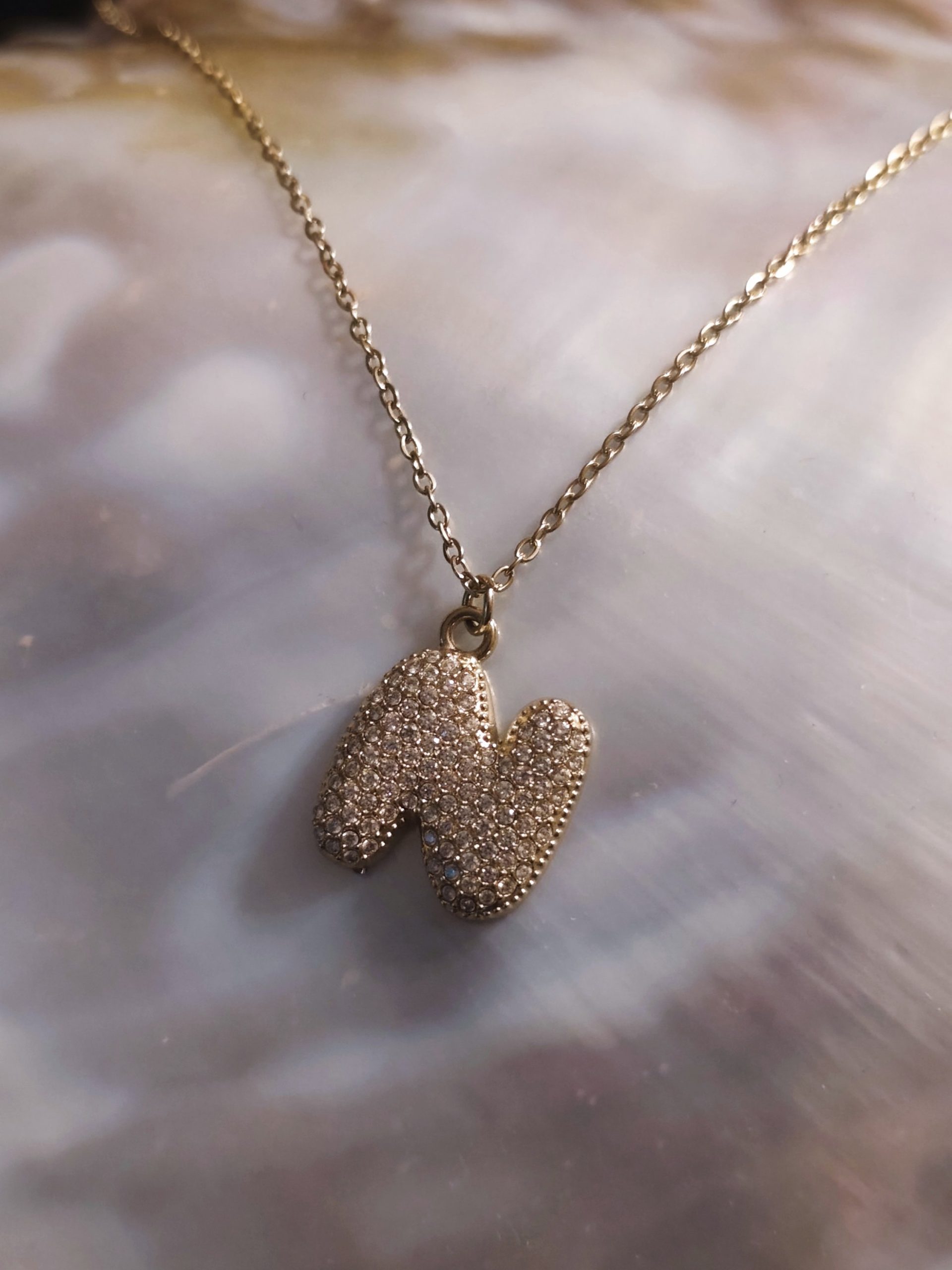 Collier N