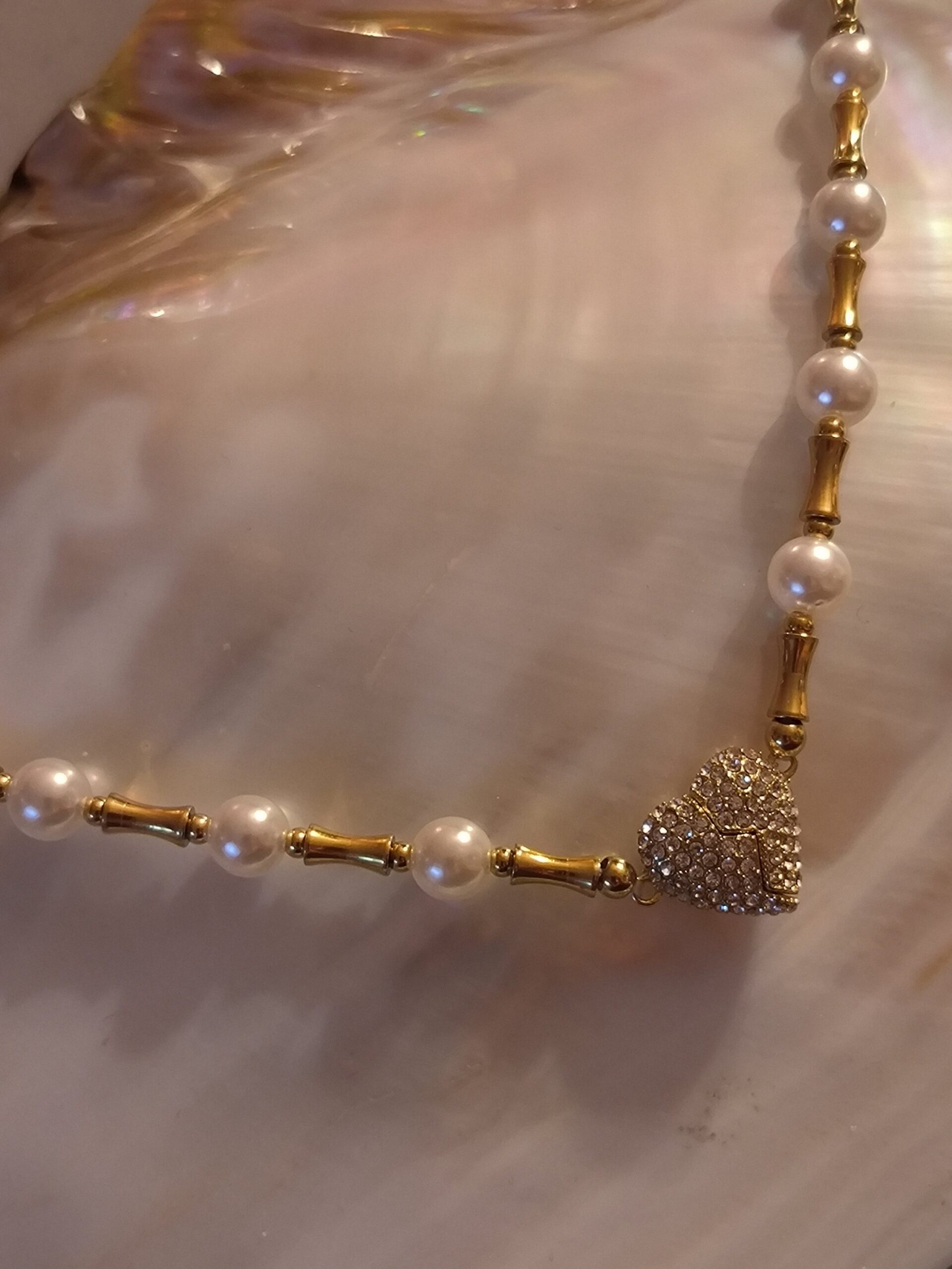 Collier coeur aimanté