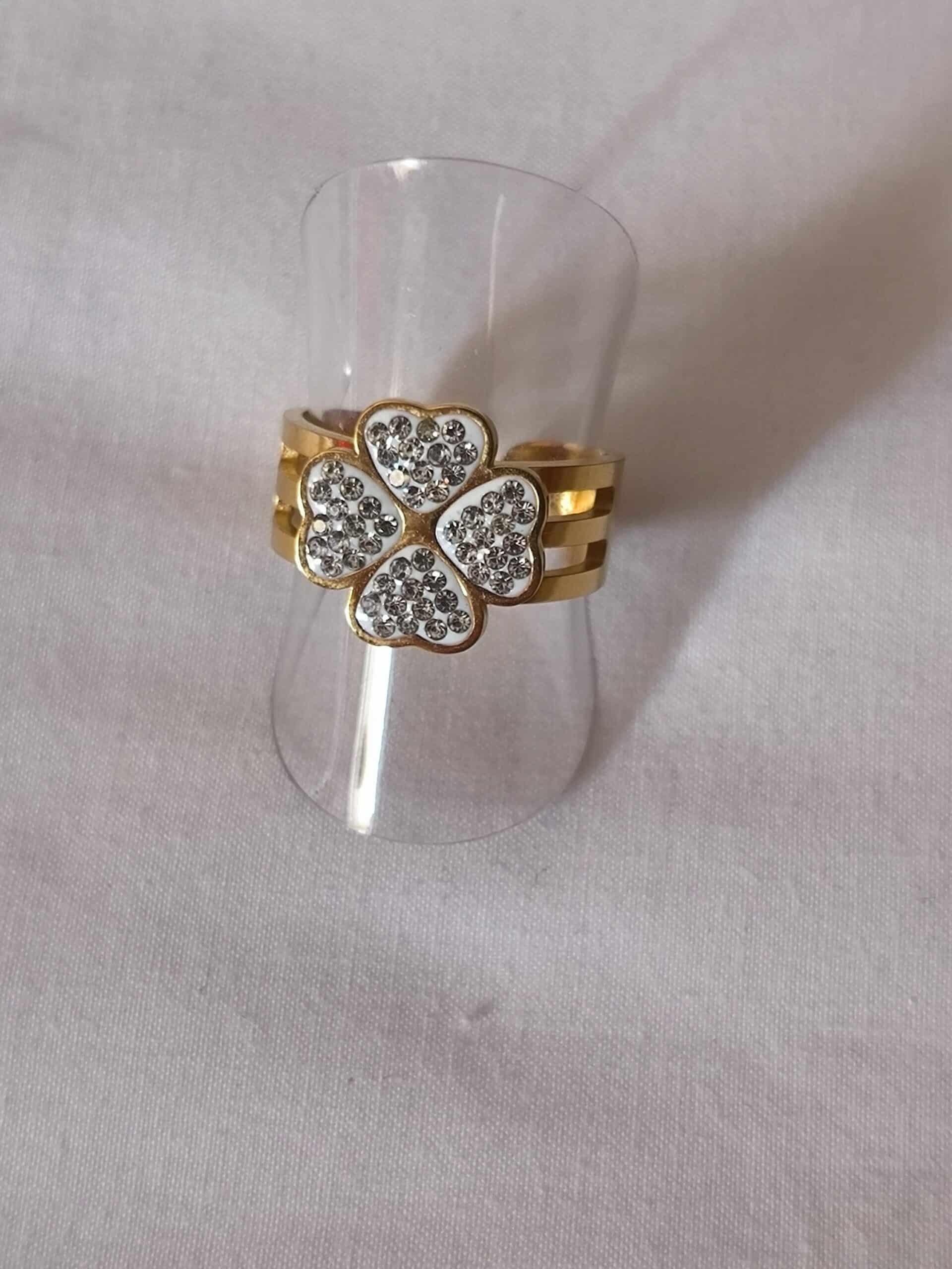 Bague trèfle diam's
