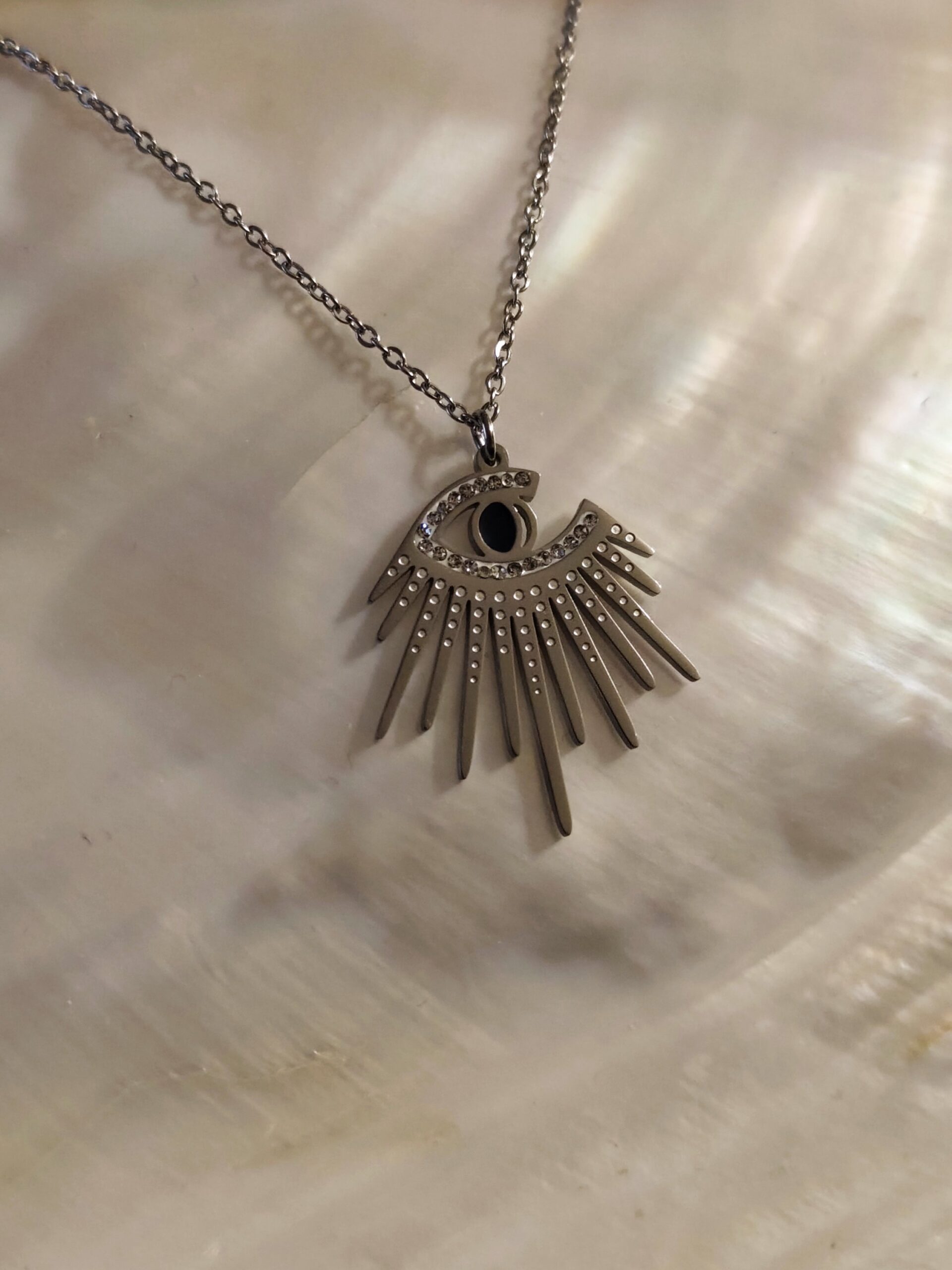 Collier oeil
