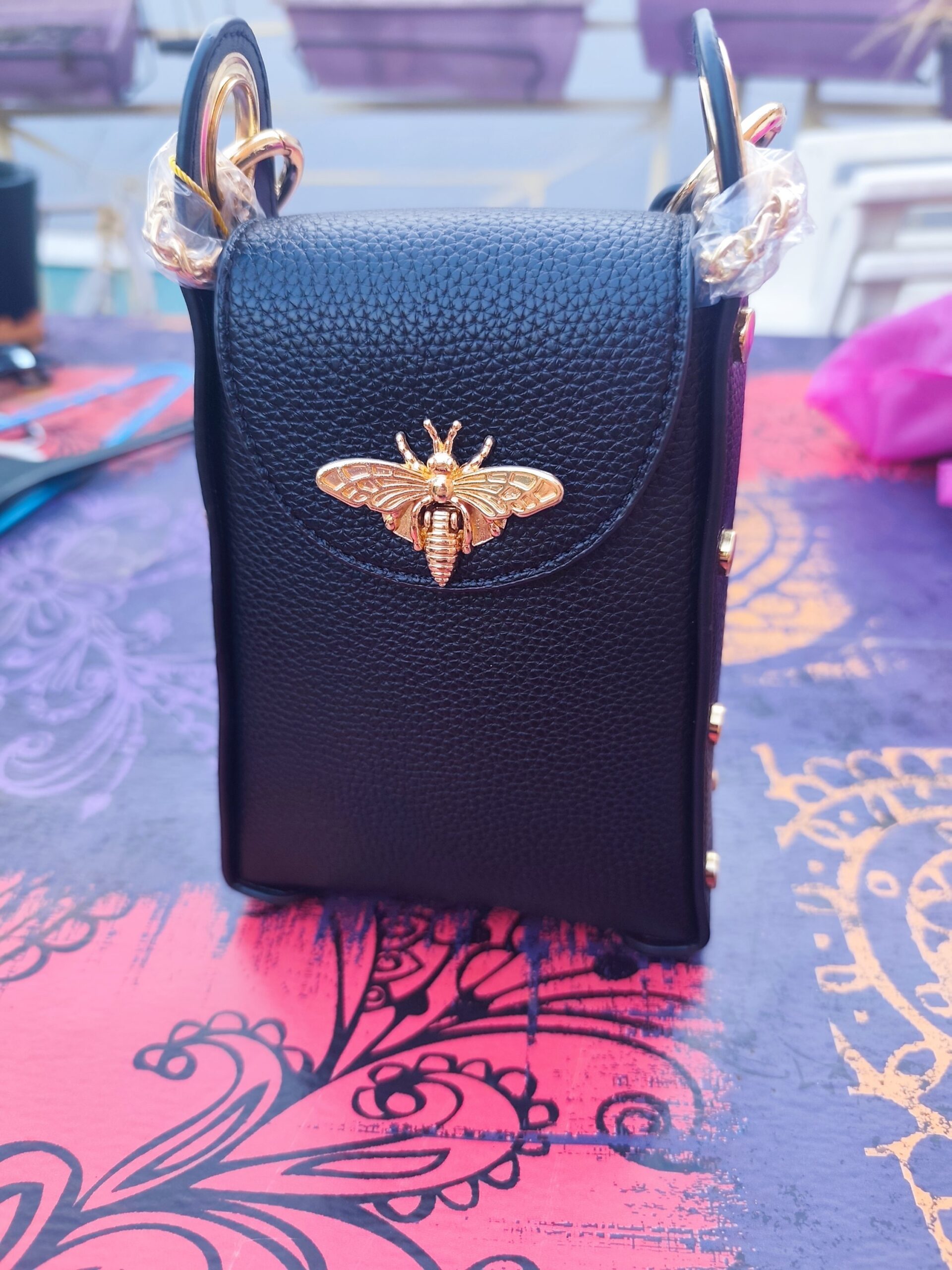 Pochette abeille