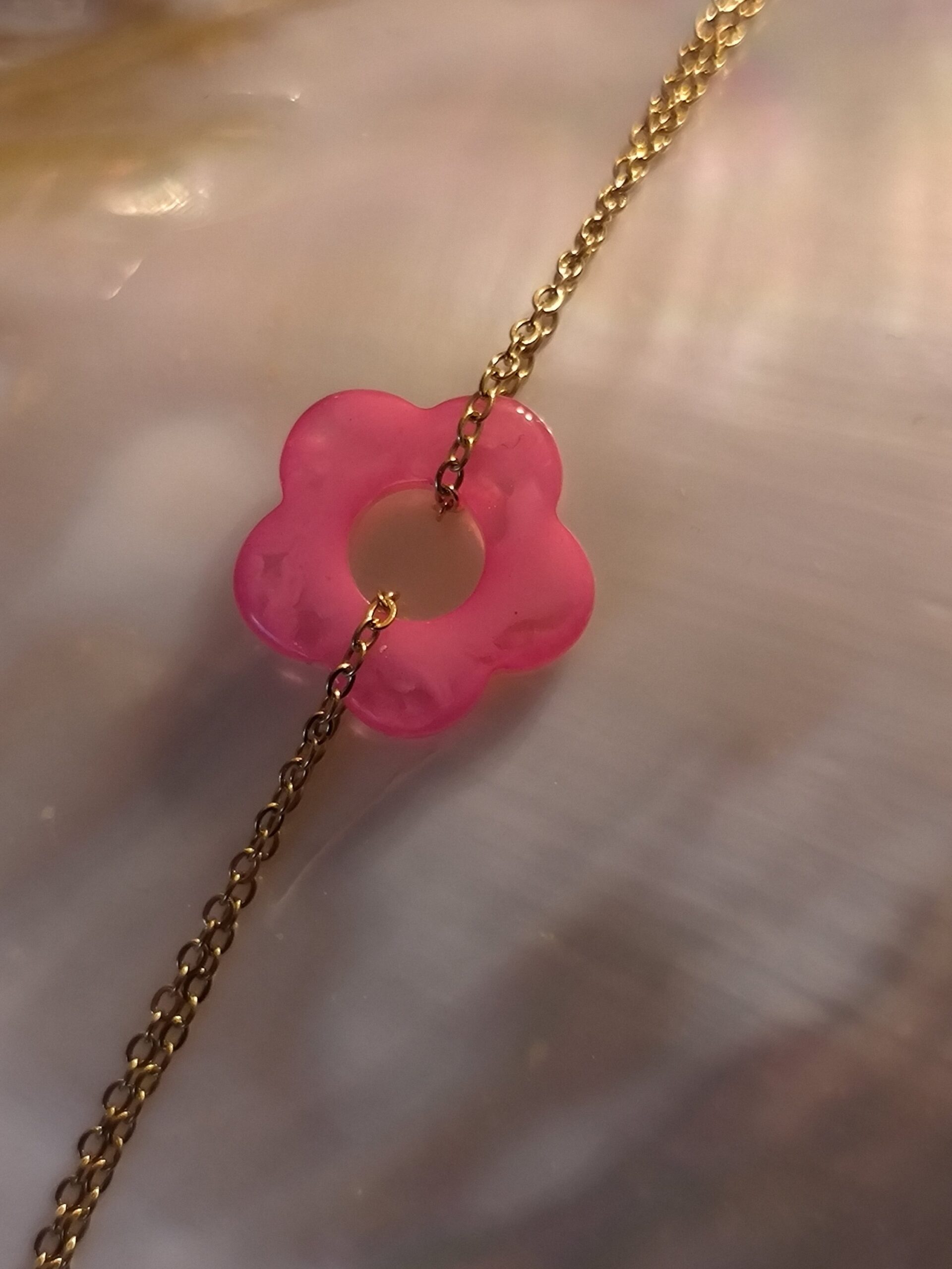 Bracelet fleur rose fushia