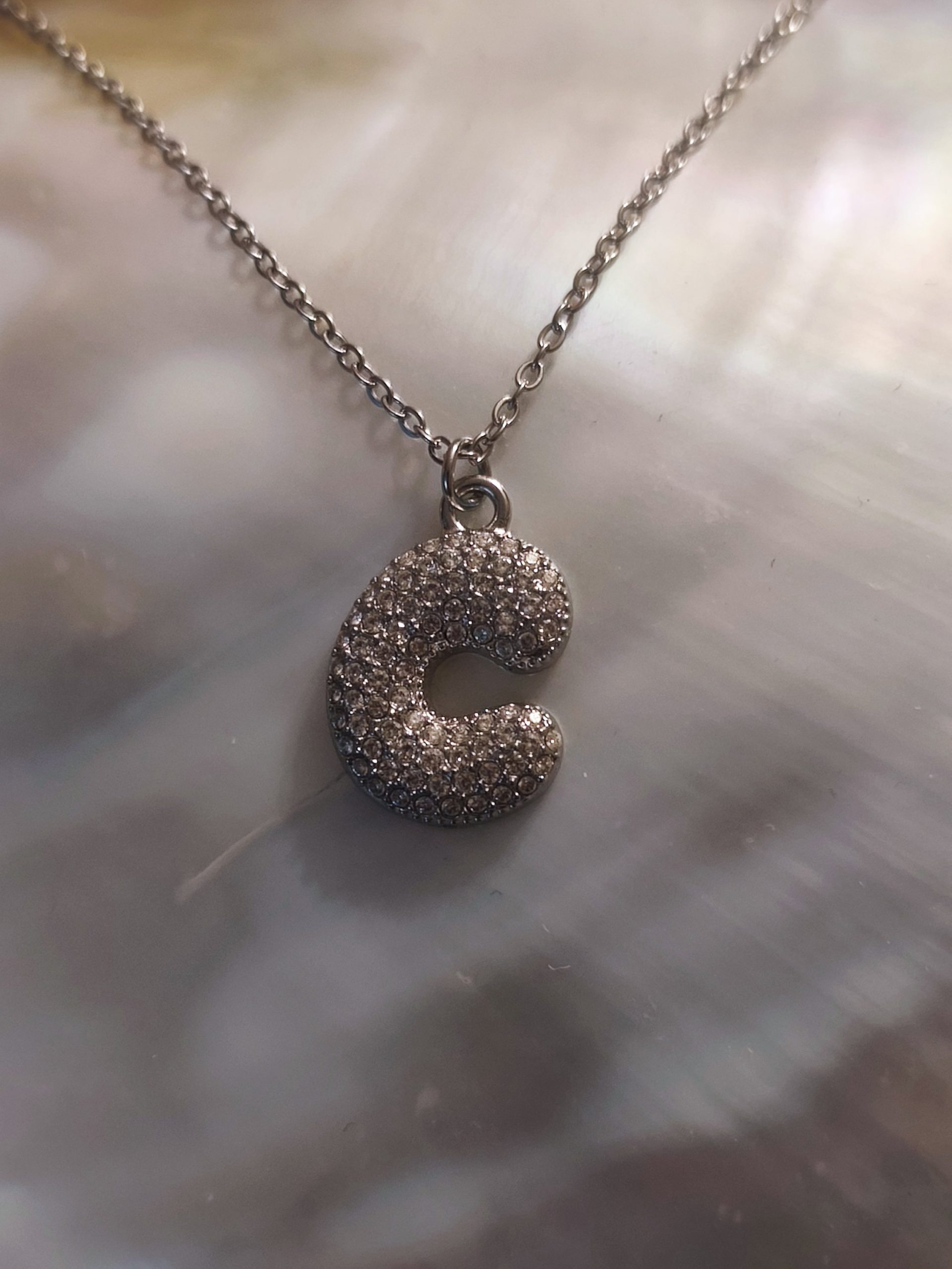Collier C
