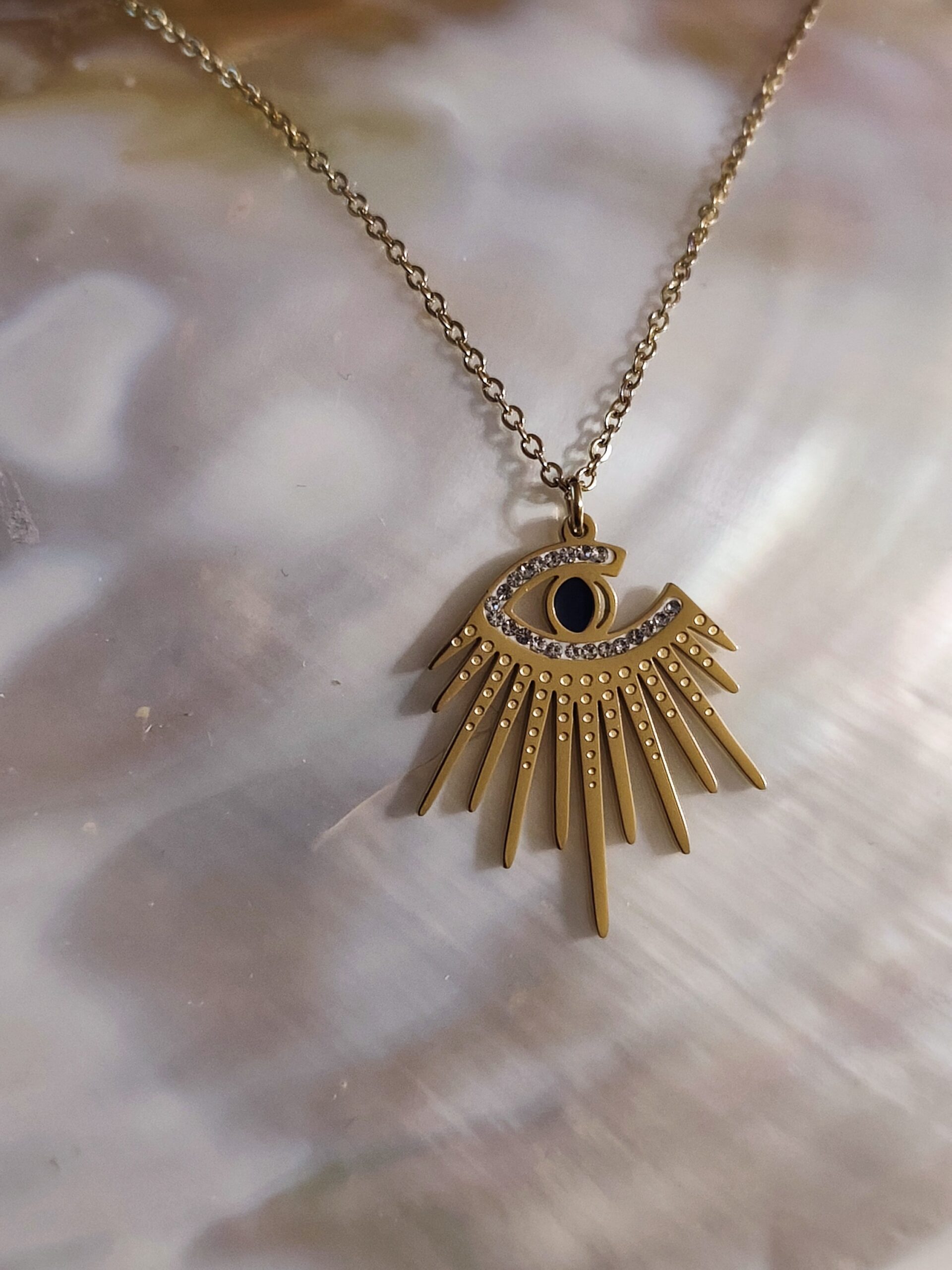 Collier oeil