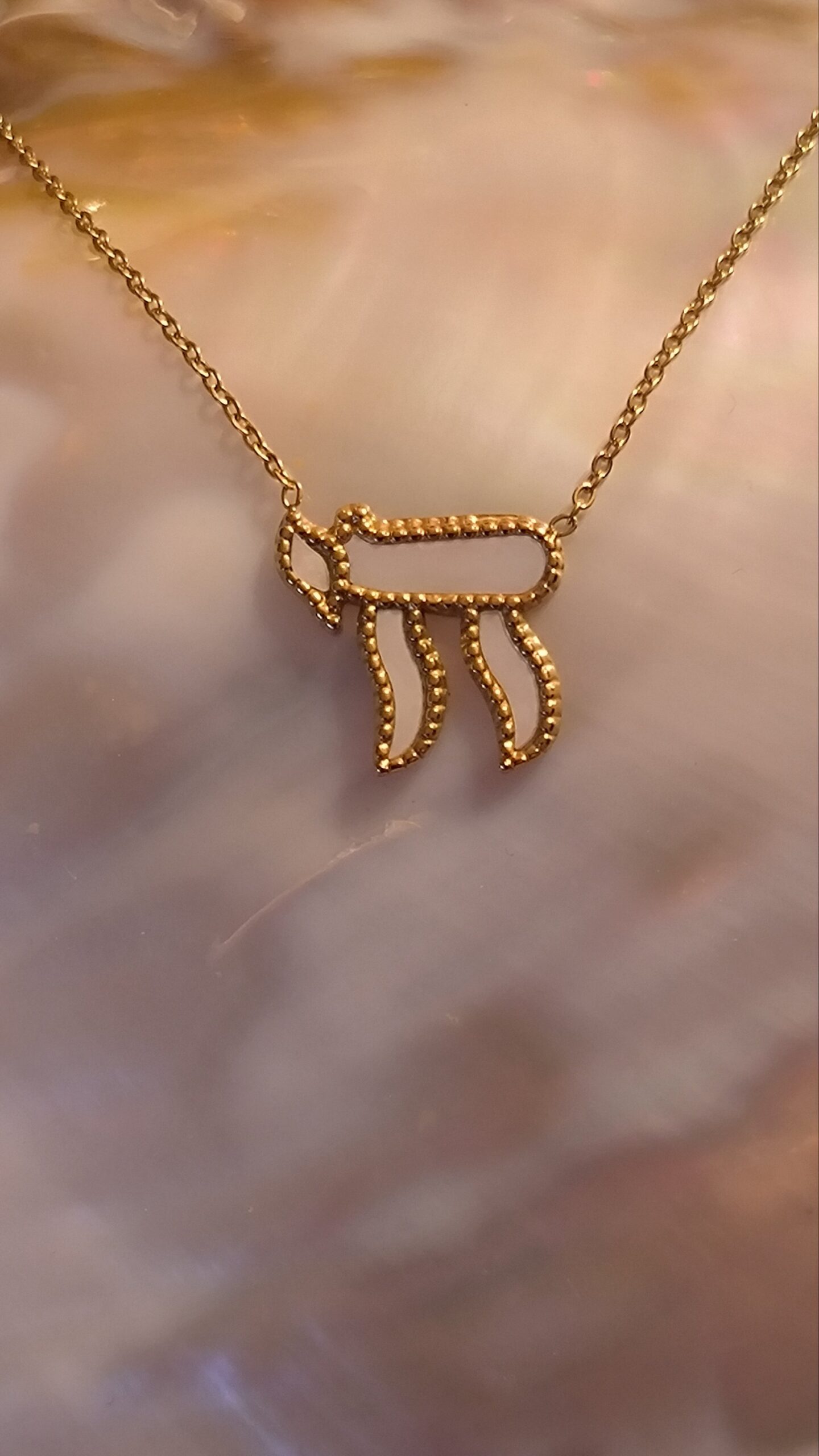 Collier Hai