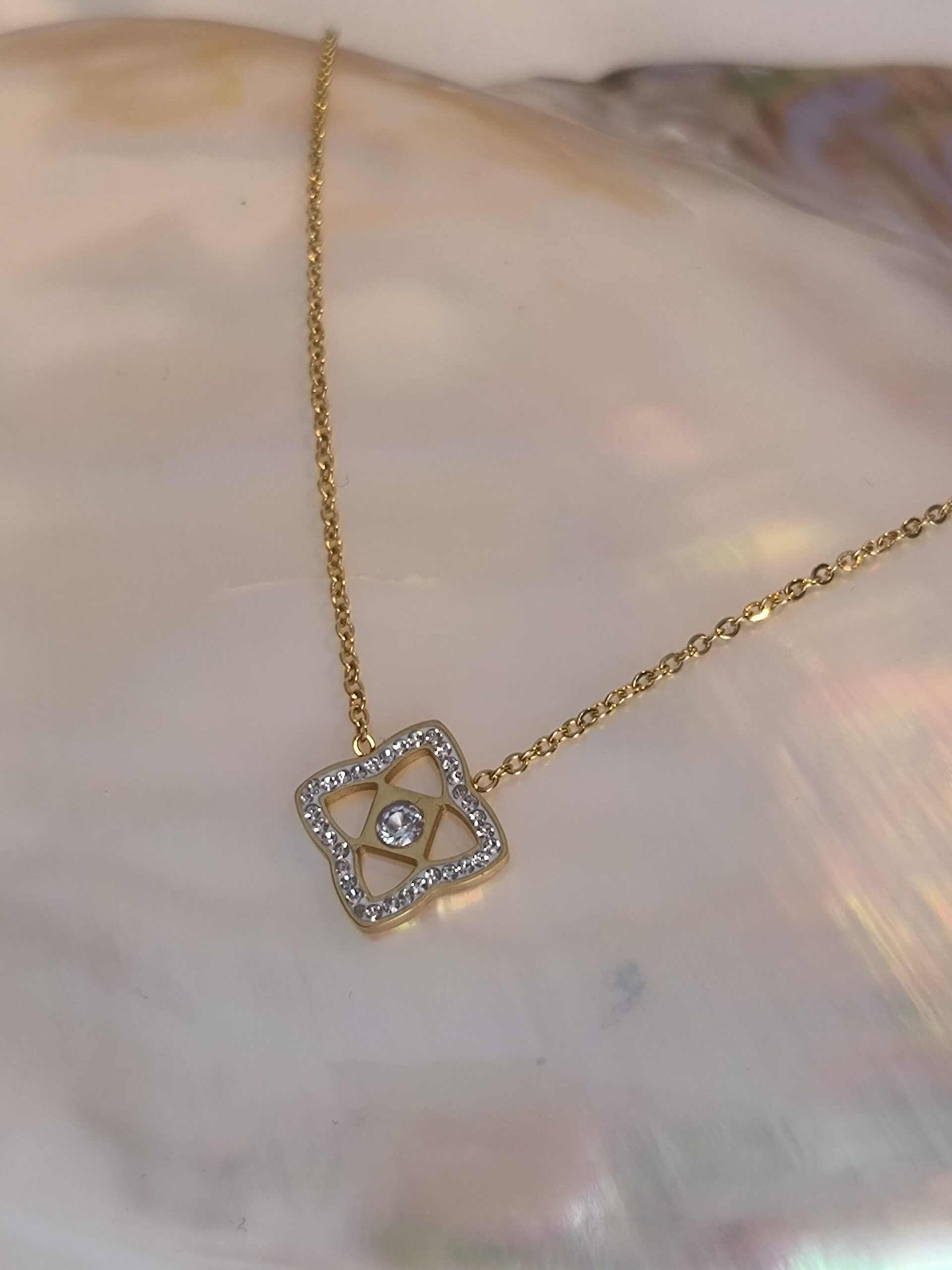 Collier losange diam's