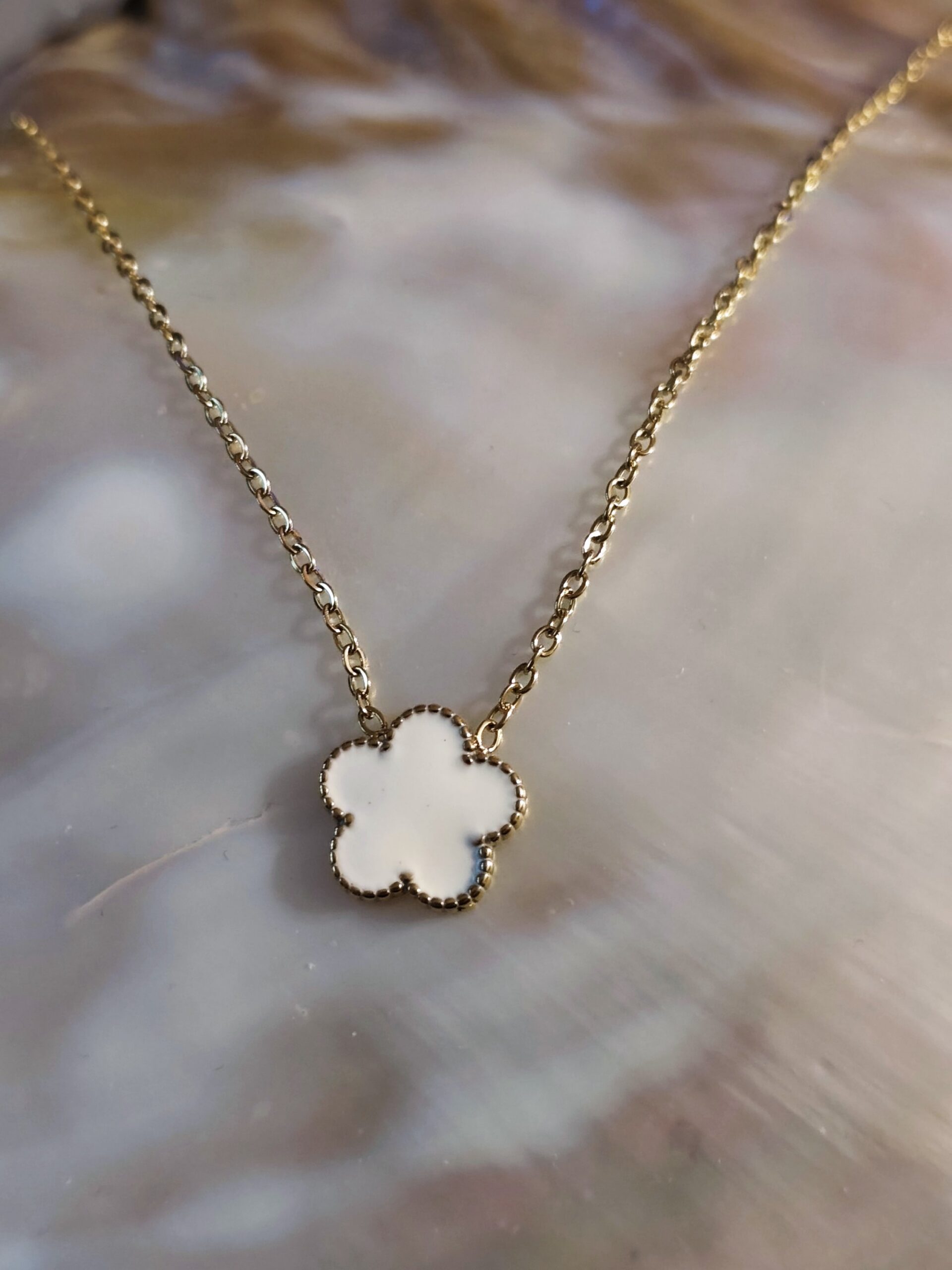 Collier fleur