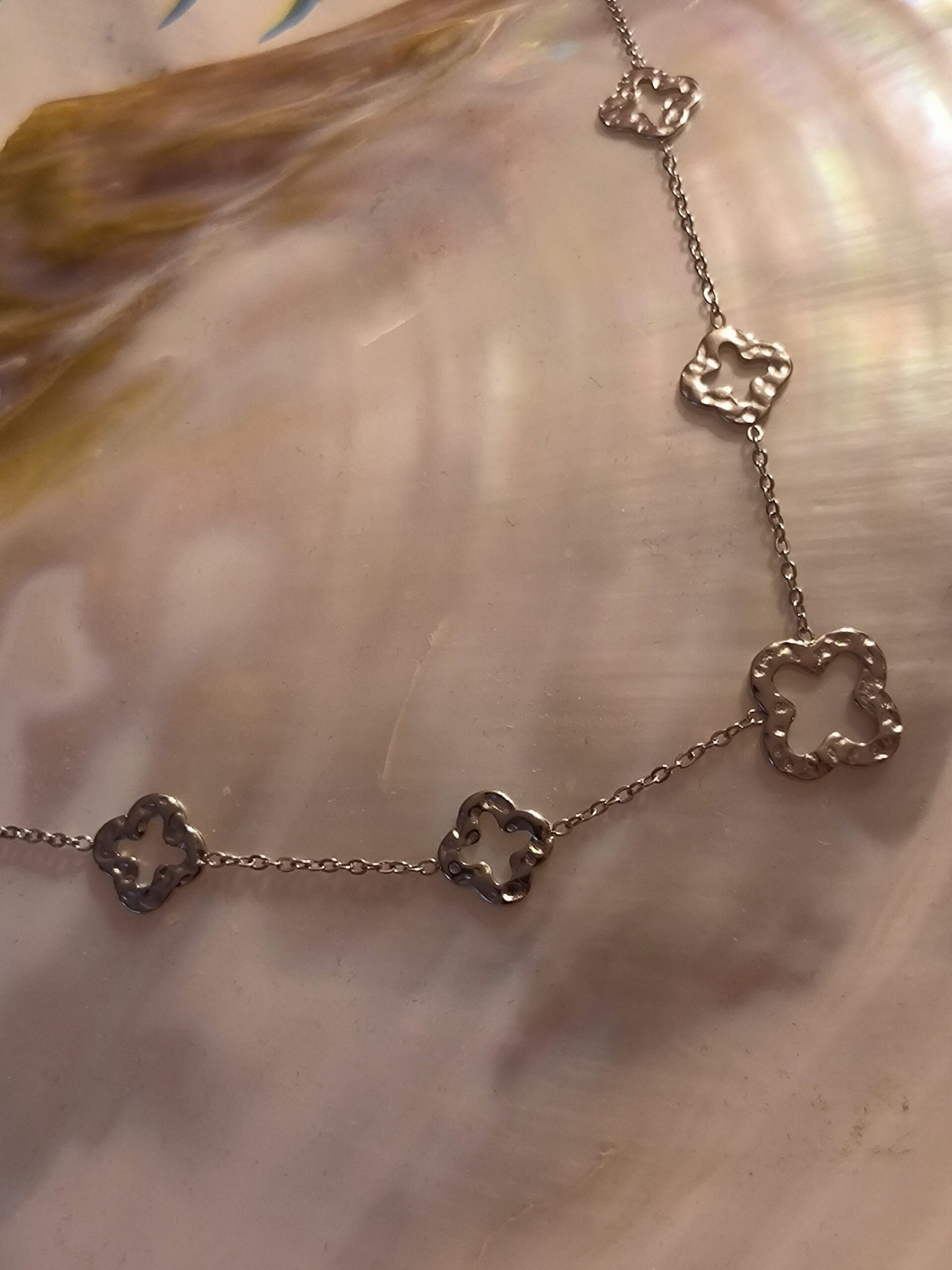 Collier trèfle martelé Argent