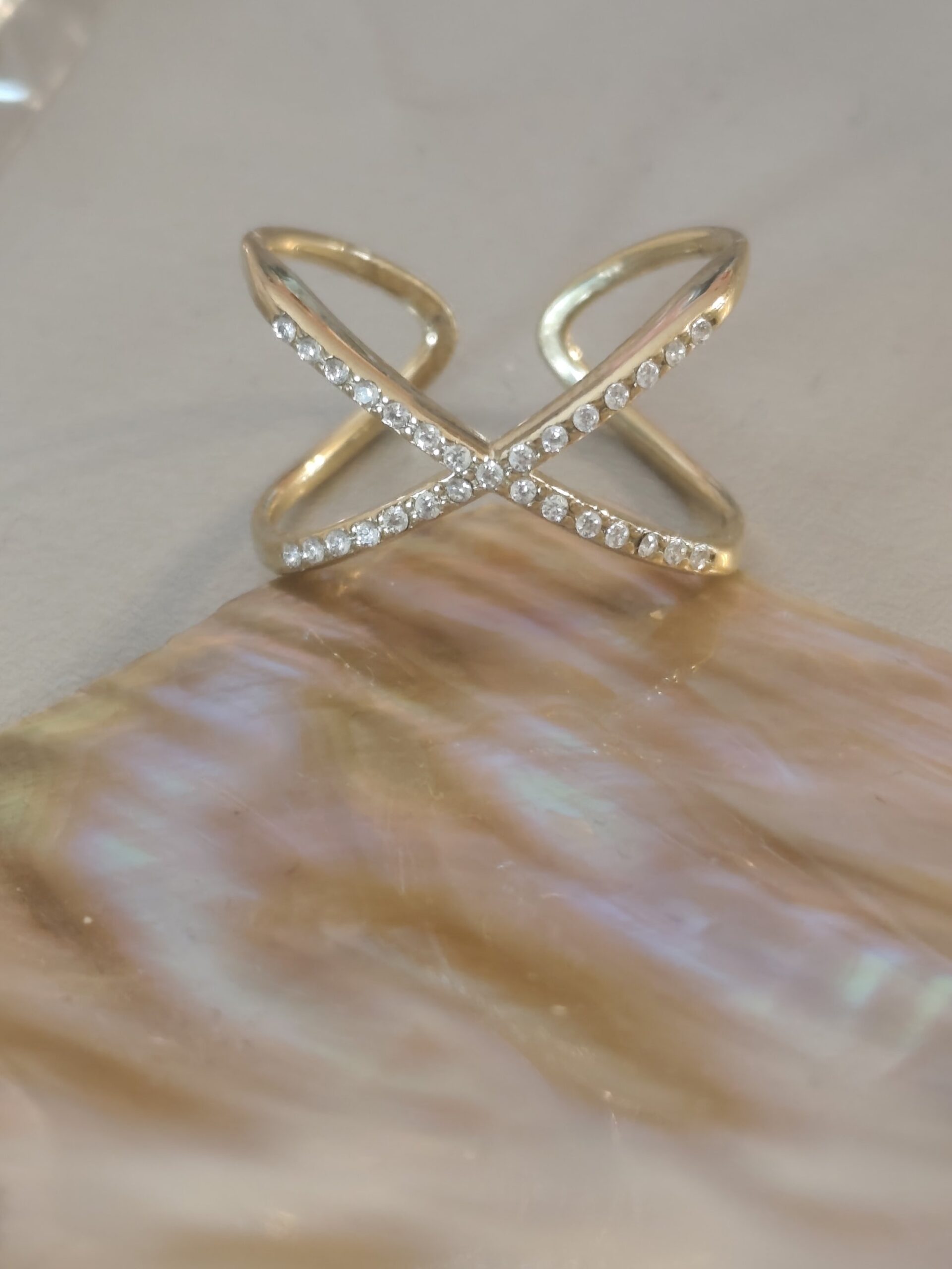 Bague croisée