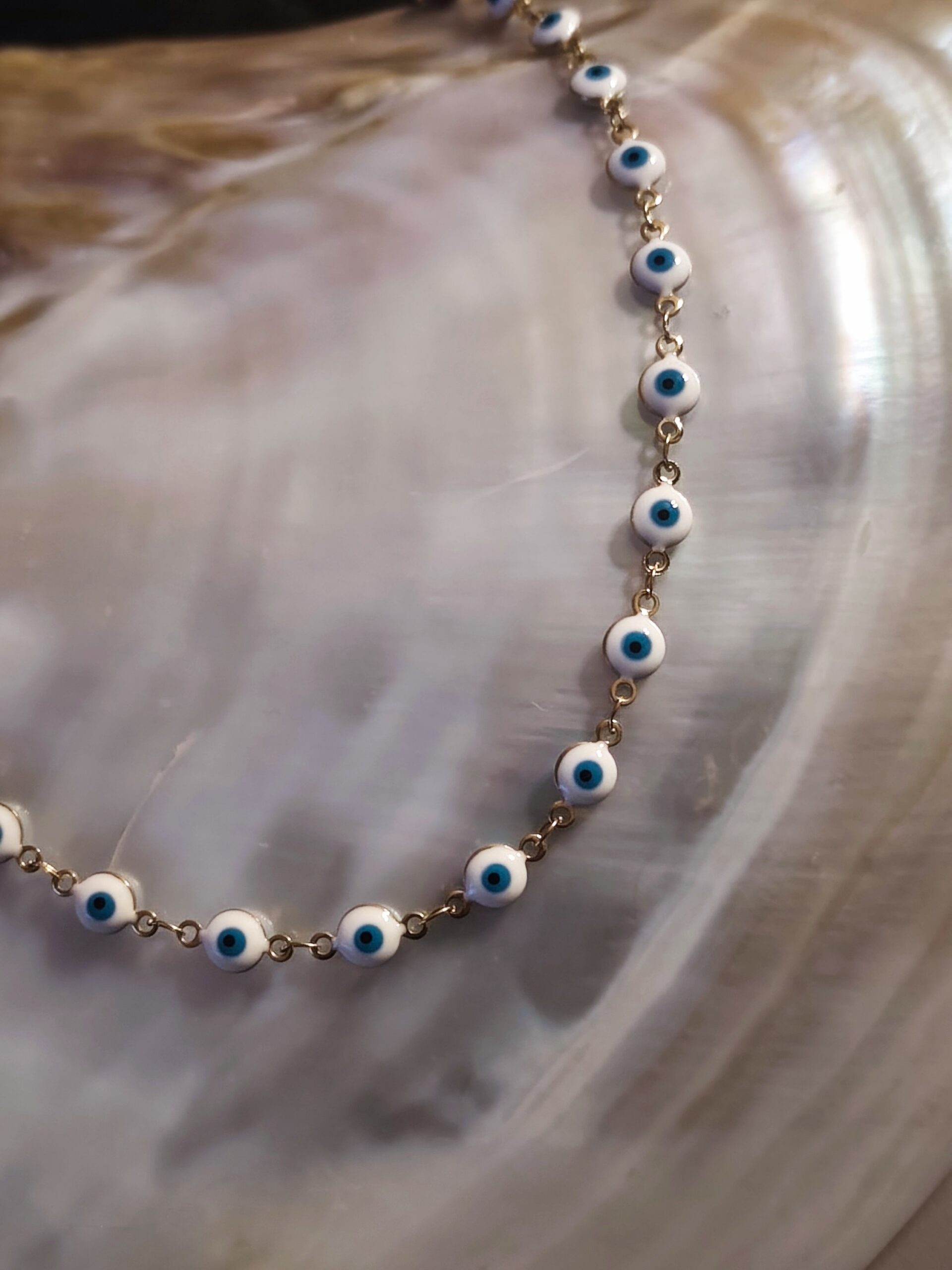 Collier multi oeil