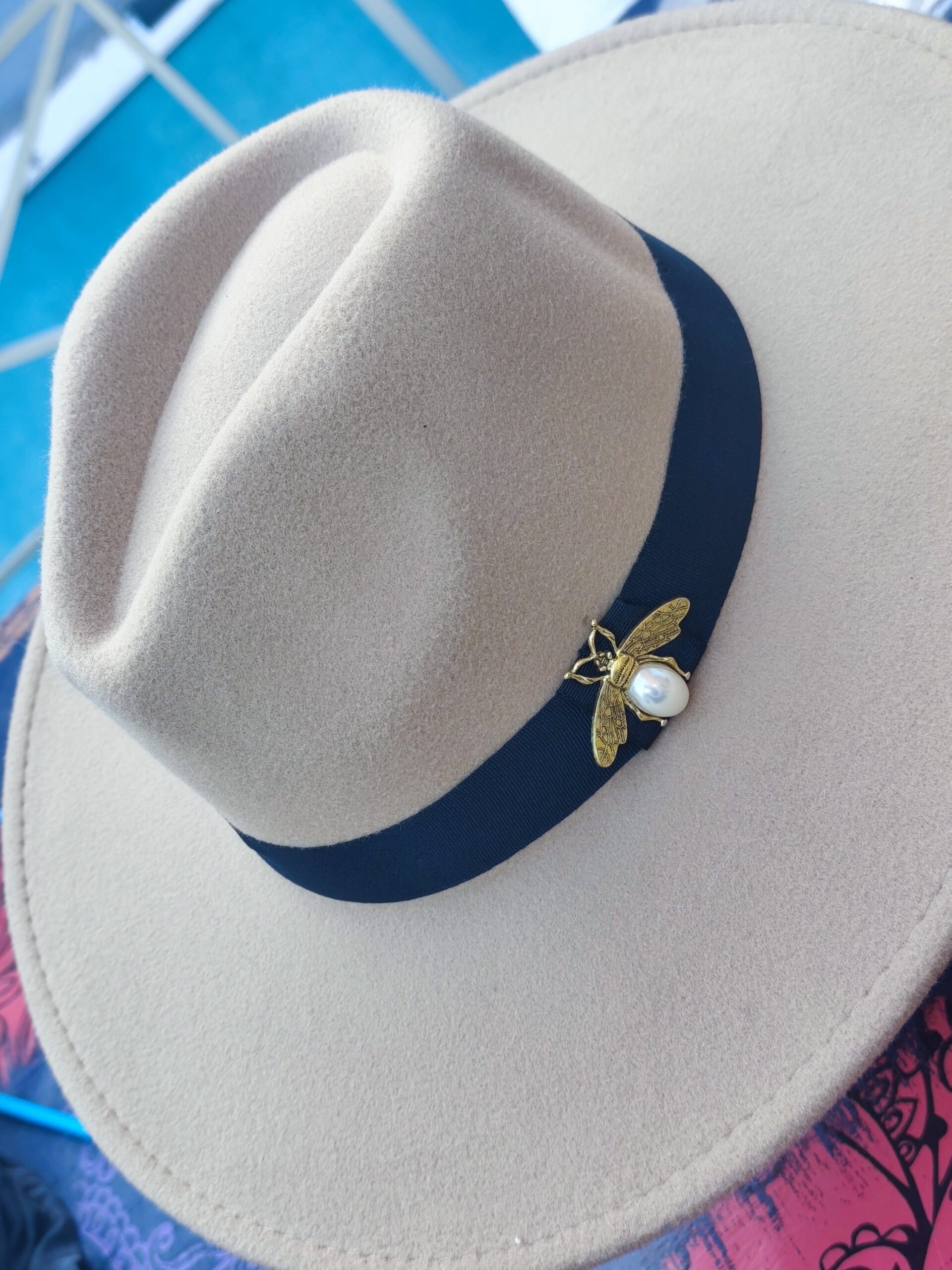 Chapeau abeille