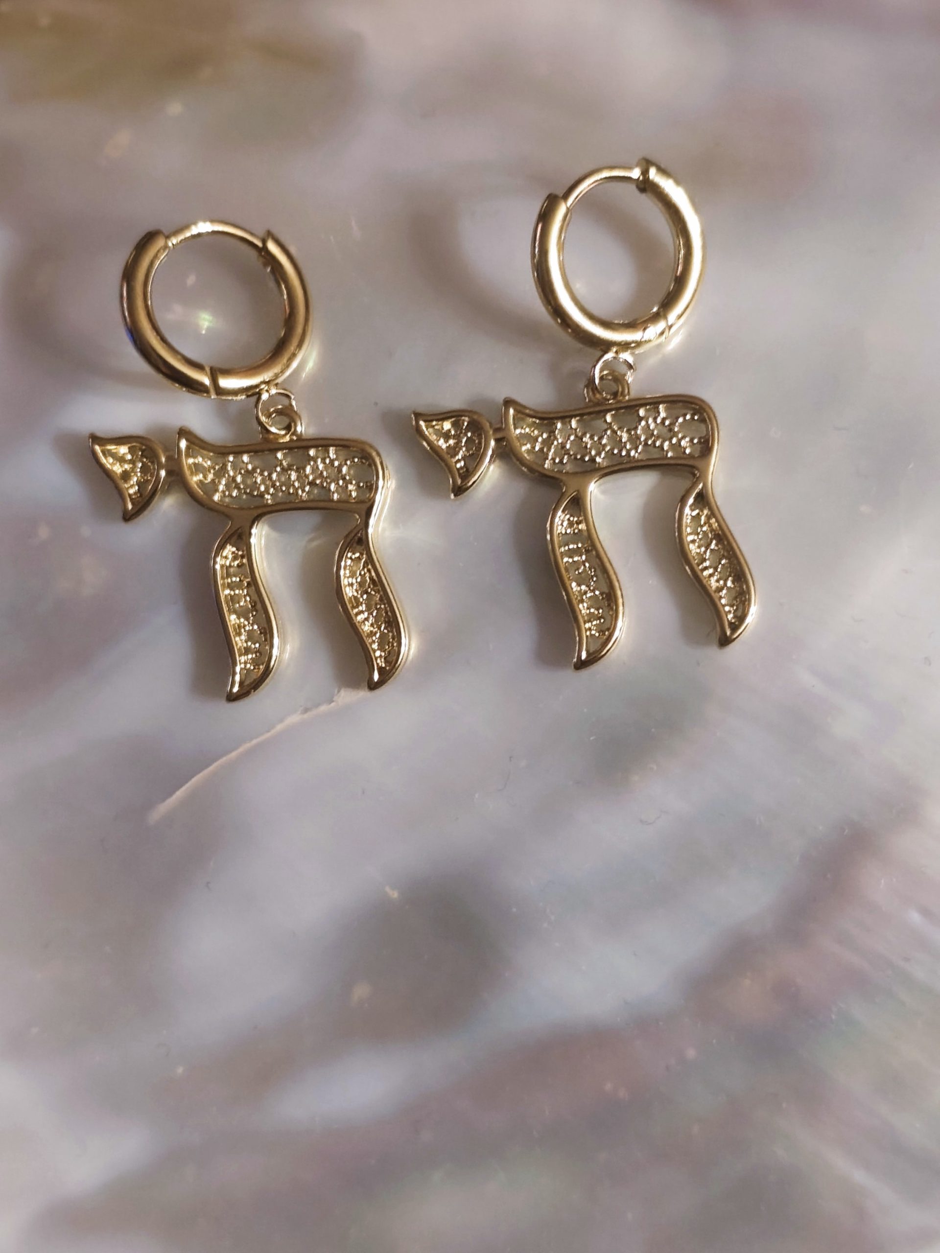 Boucle d'oreille Hai