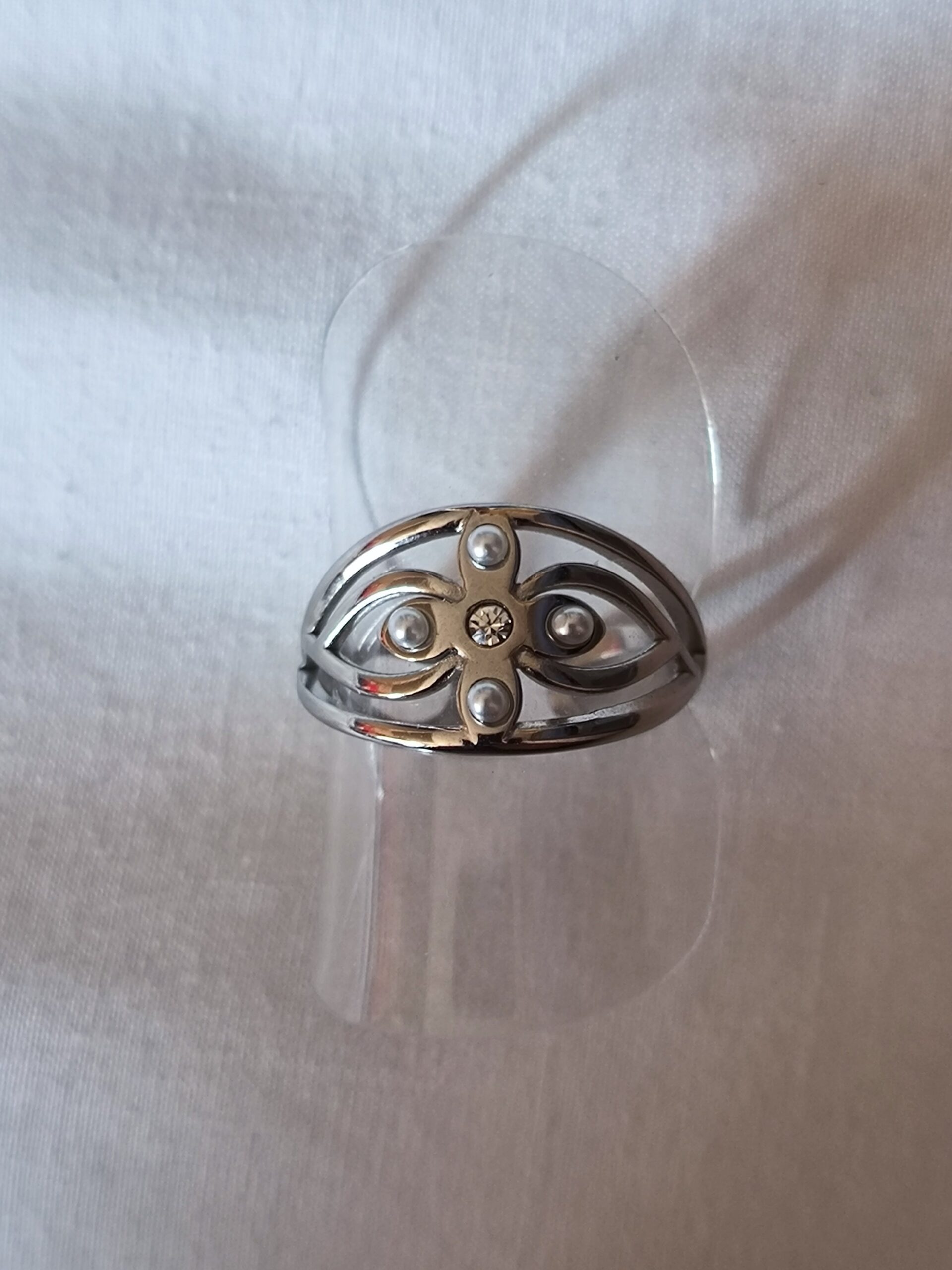 Bague losange perlé