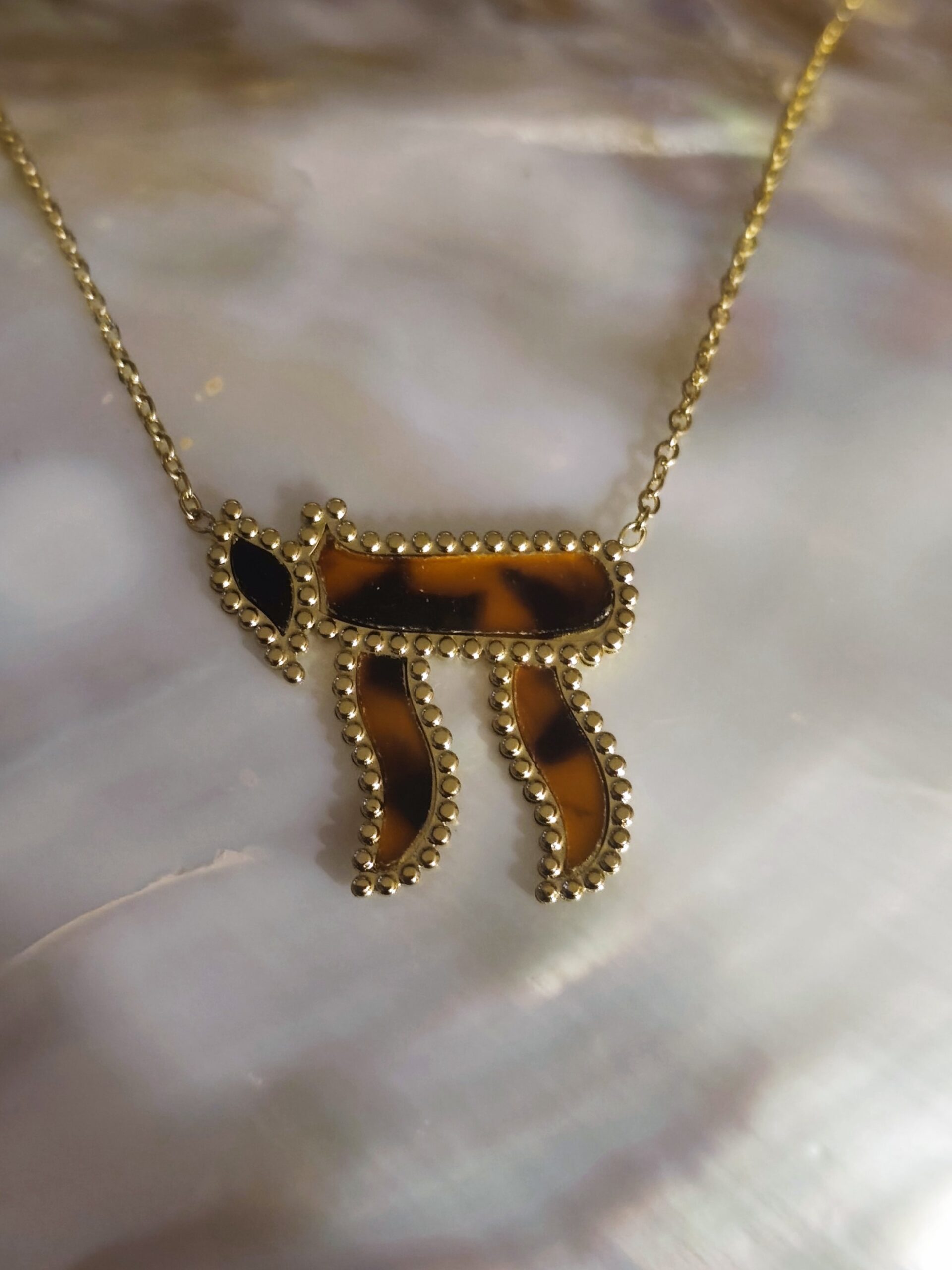 Collier grand Hai